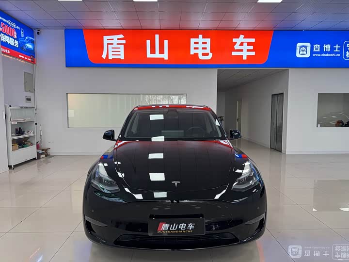 Фото 2 - Tesla Model Y