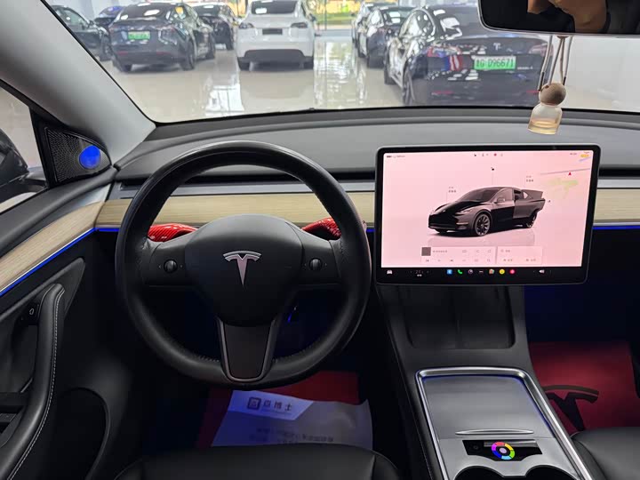 Фото 9 - Tesla Model Y