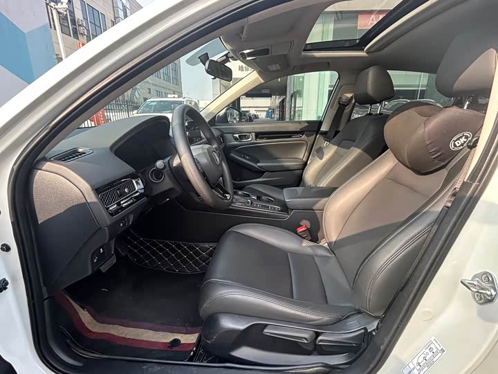 Фото 4 - Honda Civic