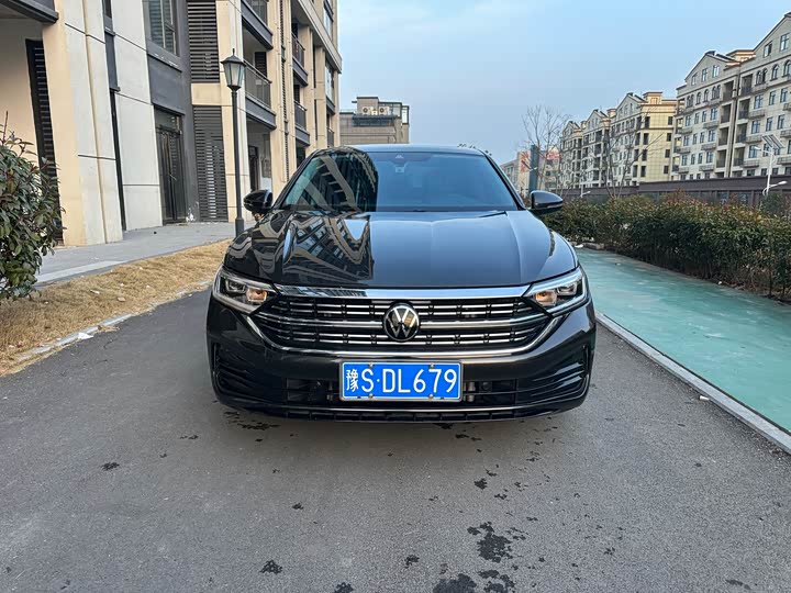 Фото 8 - Volkswagen Sagitar L