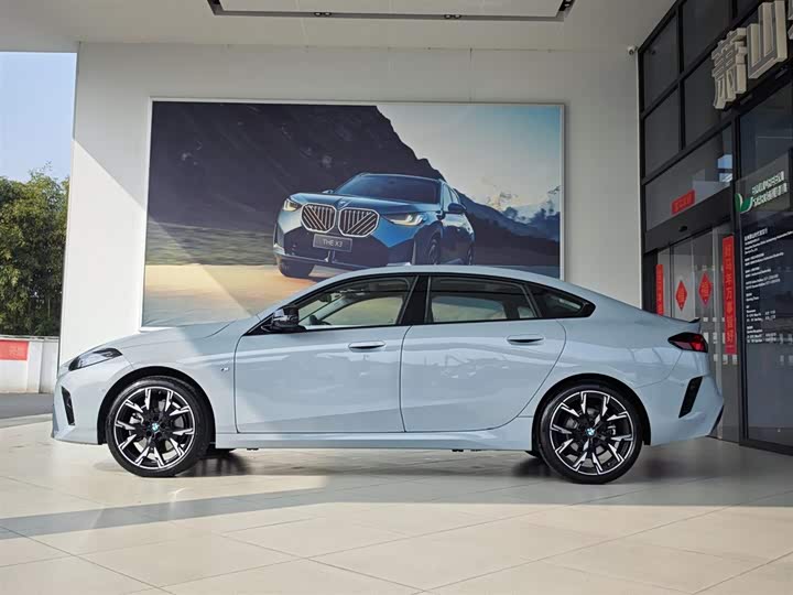 Фото 2 - BMW 2 Series