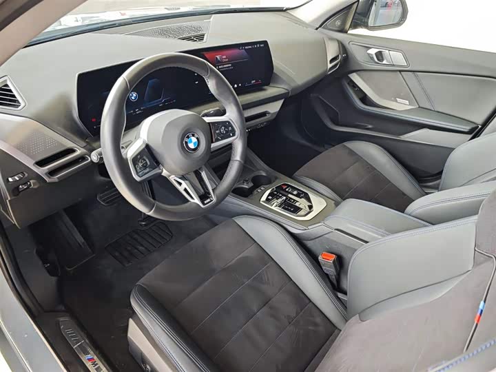 Фото 8 - BMW 2 Series