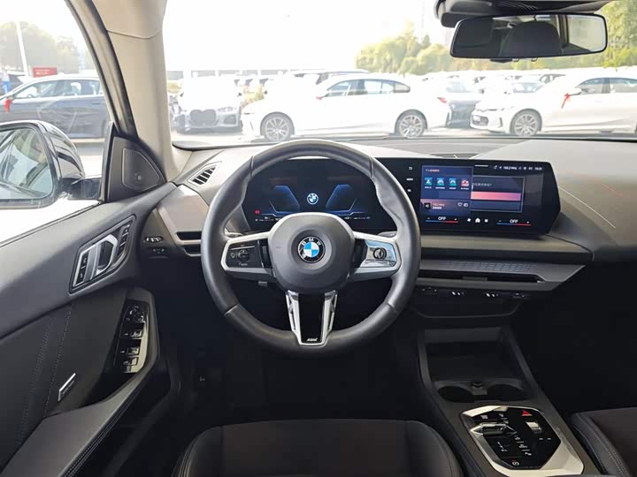 Фото 9 - BMW 2 Series