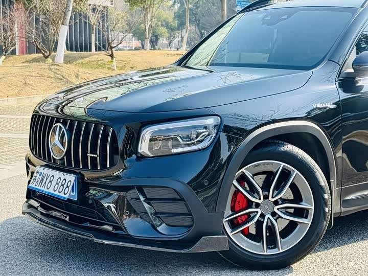 Фото 2 - Mercedes-Benz GLB-Class AMG