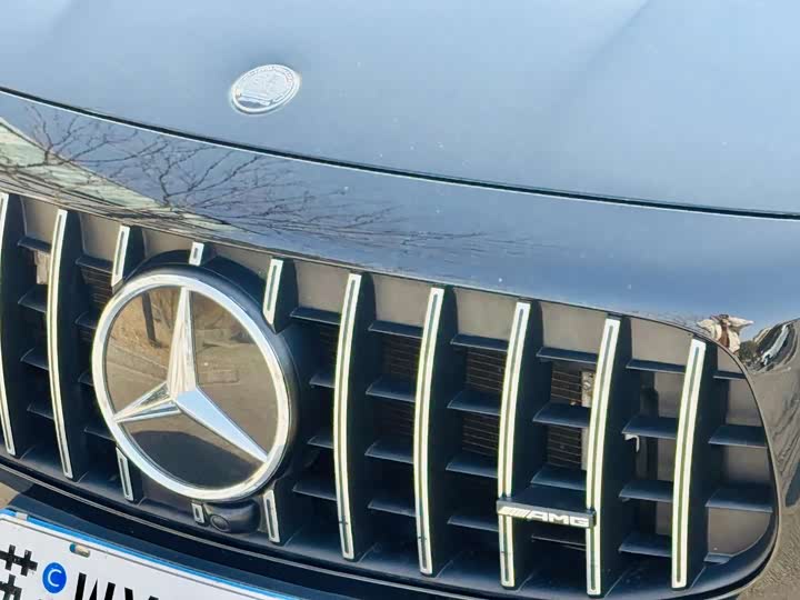 Фото 4 - Mercedes-Benz GLB-Class AMG