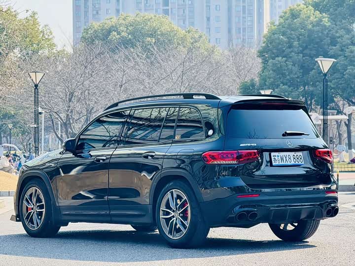 Фото 6 - Mercedes-Benz GLB-Class AMG