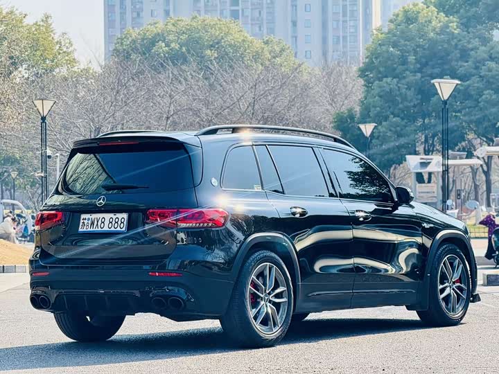 Фото 7 - Mercedes-Benz GLB-Class AMG