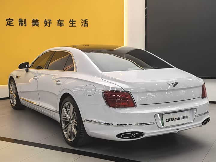 Фото 6 - Bentley Flying Spur Hybrid