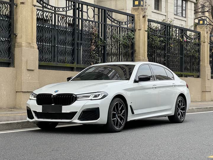 Фото 1 - BMW 5 Series