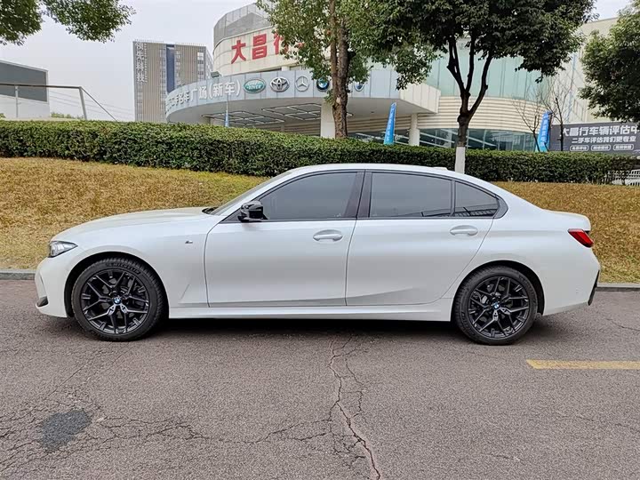 Фото 3 - BMW 3 Series