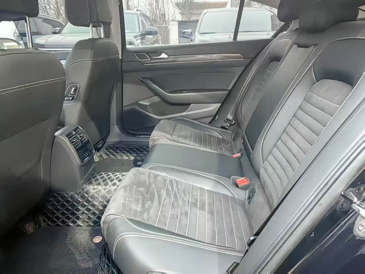 Фото 6 - Volkswagen Magotan