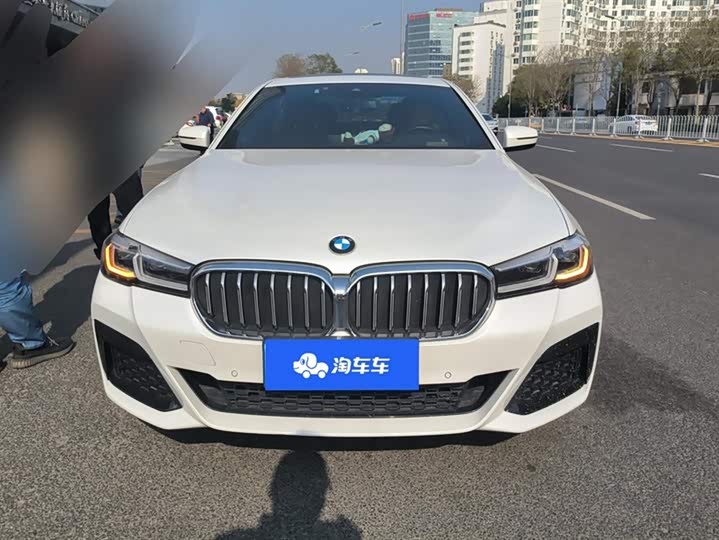 Фото 2 - BMW 5 Series