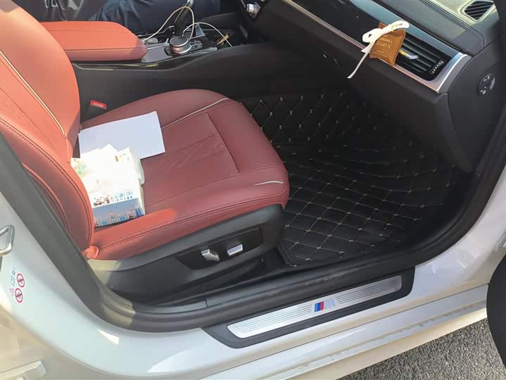 Фото 8 - BMW 5 Series