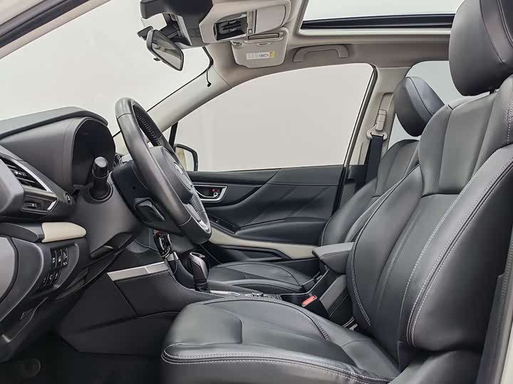 Фото 7 - Subaru Forester