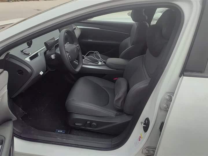 Фото 9 - XPeng Mona M03