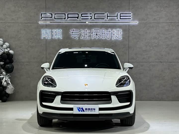 Фото 2 - Porsche Macan