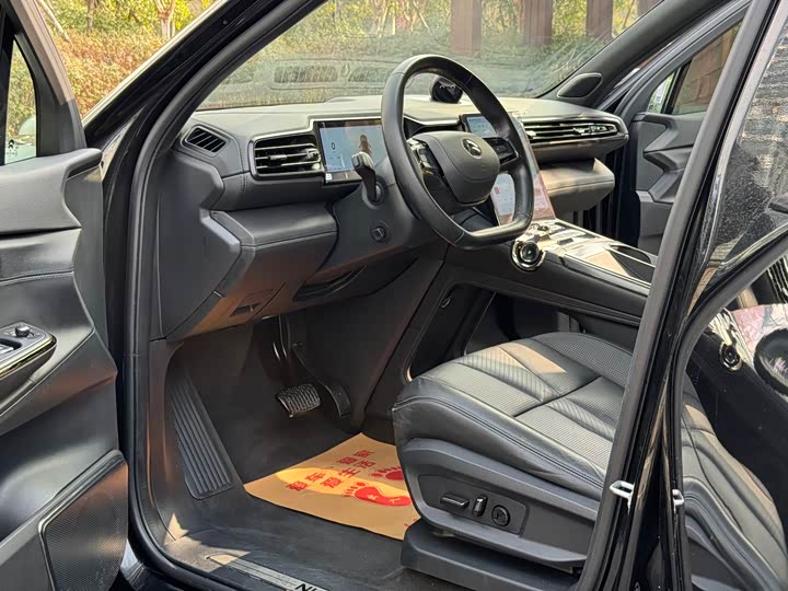 Фото 4 - Nio ES8