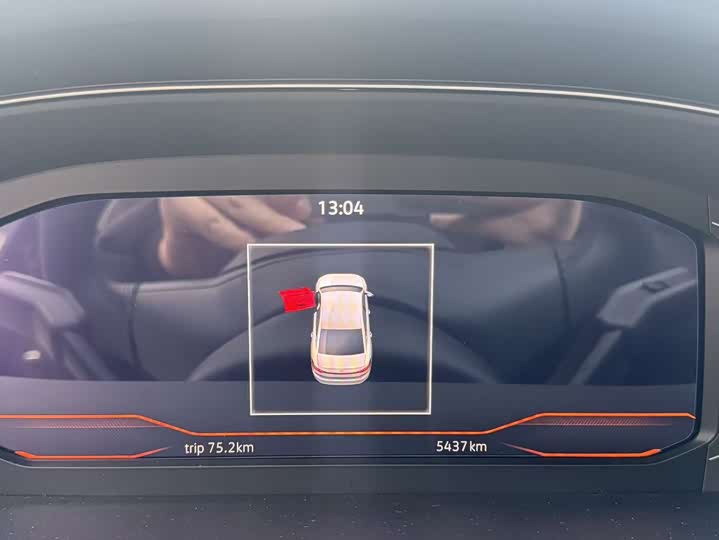 Фото 7 - Volkswagen Passat