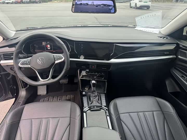 Фото 8 - Volkswagen Passat