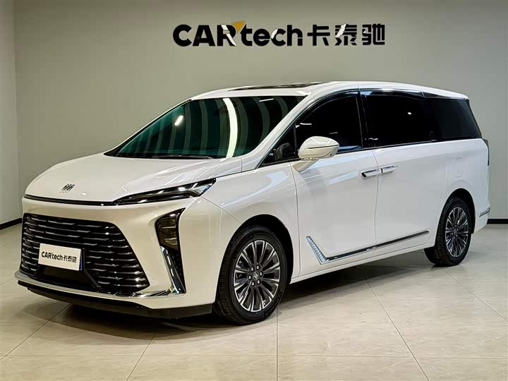 Фото 1 - Buick GL8 ES