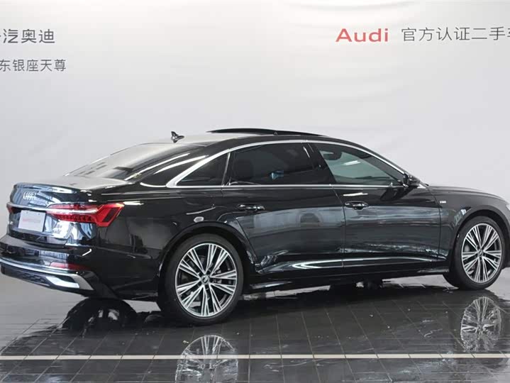 Фото 5 - Audi A6L