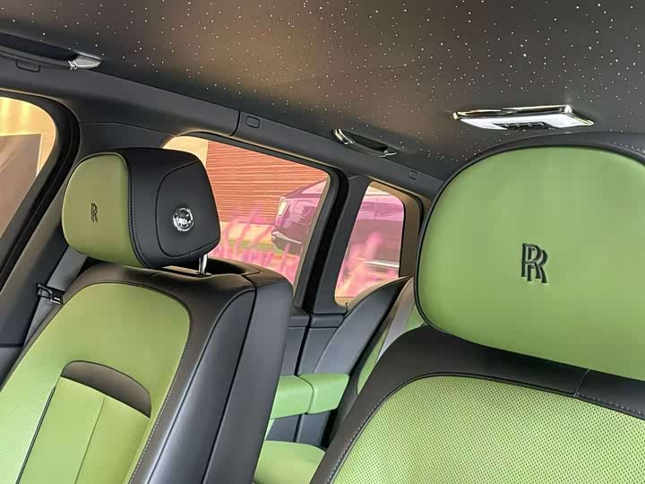 Фото 7 - Rolls-Royce Cullinan