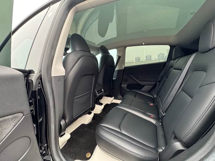 Фото 9 - Tesla Model Y