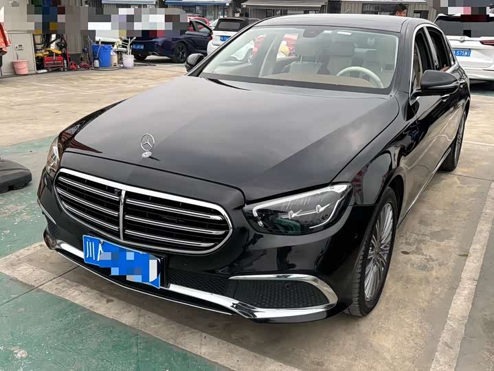 Photo 1 - Mercedes-Benz E-Class