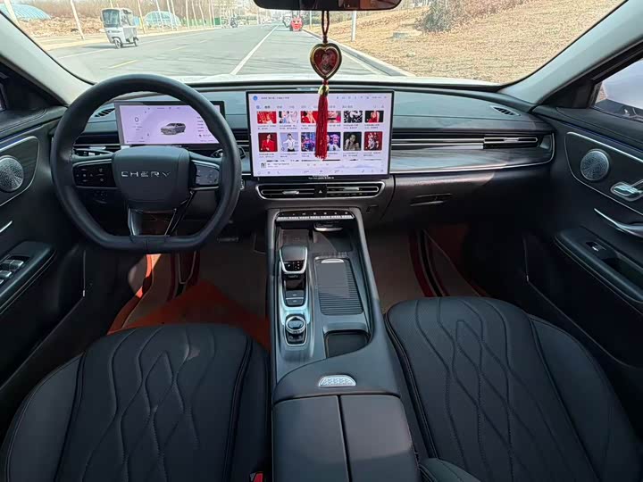 Фото 4 - Chery Arrizo 8