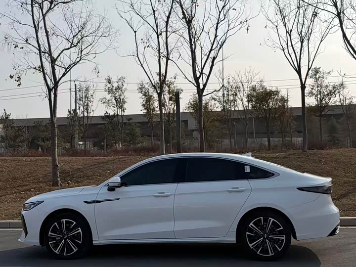 Фото 9 - Chery Arrizo 8