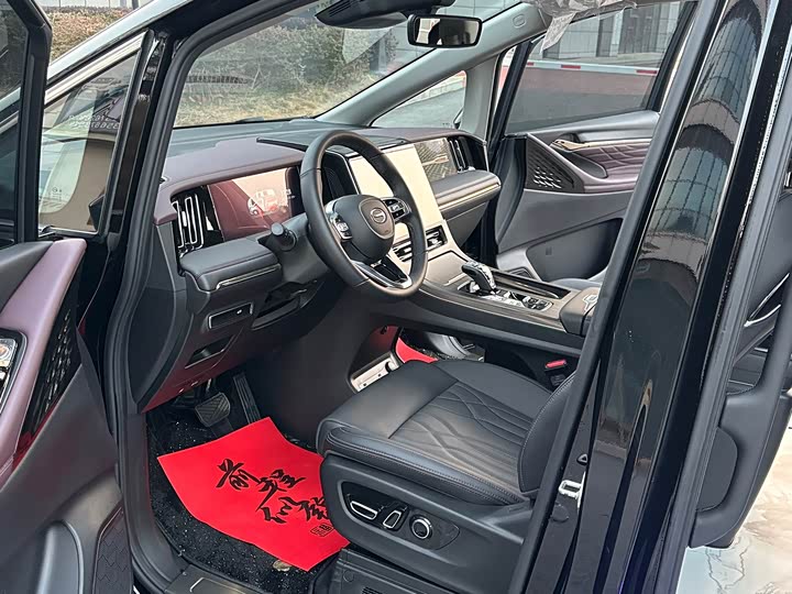 Фото 4 - GAC Trumpchi M8