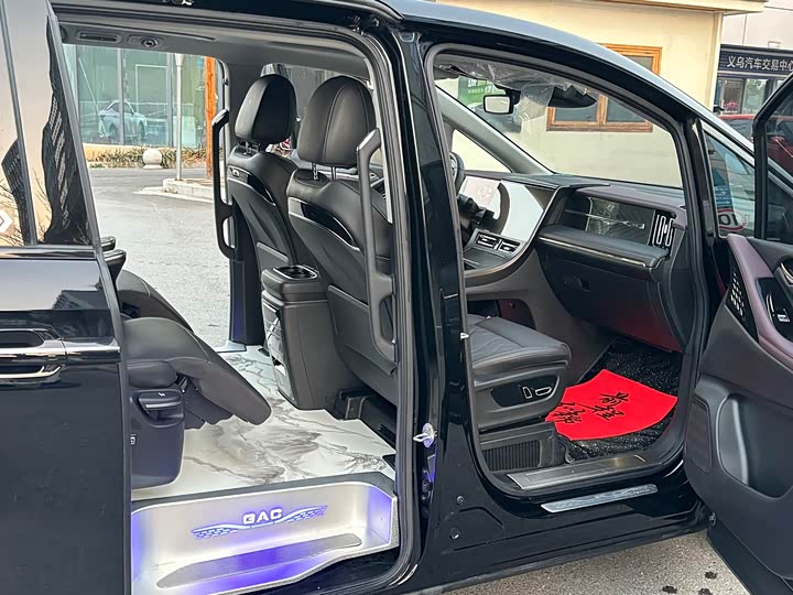 Фото 8 - GAC Trumpchi M8