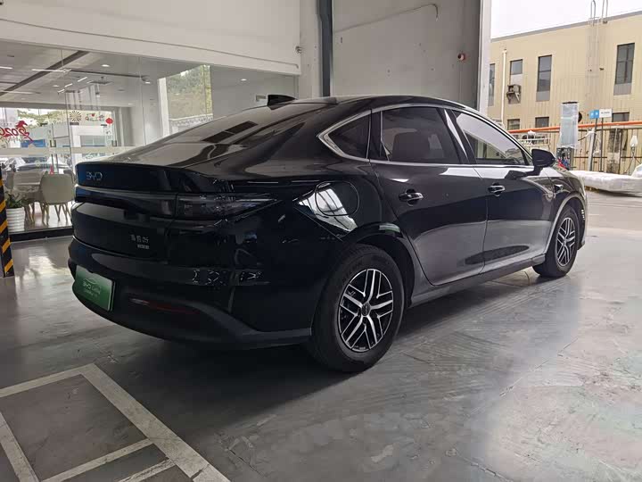 Фото 4 - BYD Seal 05 DM-i Hybrid