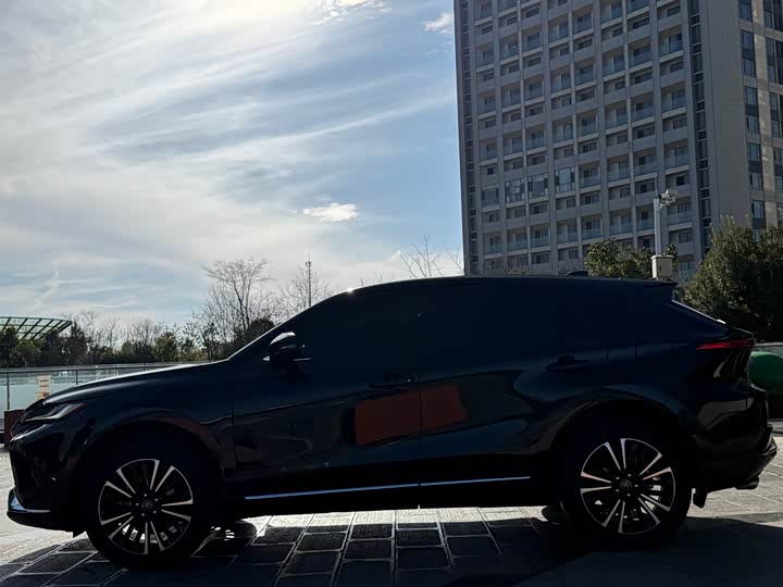 Фото 8 - Toyota Venza