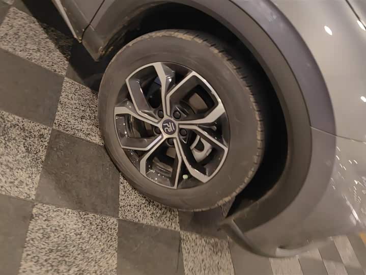 Фото 6 - BYD Yuan Plus