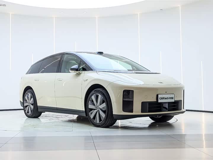 Фото 7 - LiXiang i6