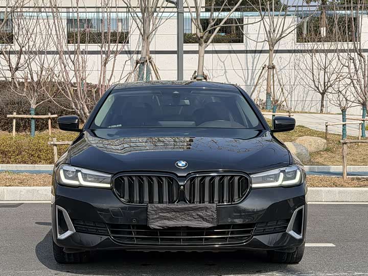 Фото 2 - BMW 5 Series