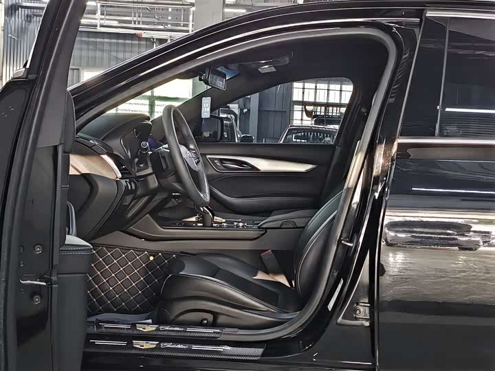 Photo 8 - Cadillac CT5