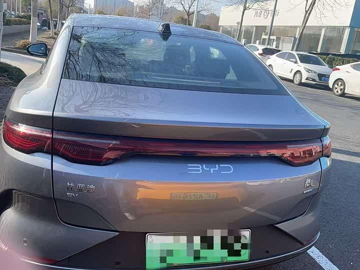 Фото 2 - BYD Qin L