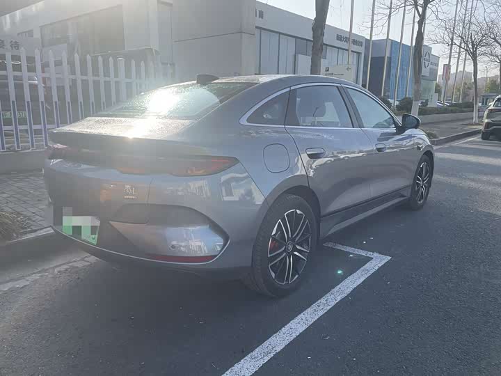 Фото 4 - BYD Qin L