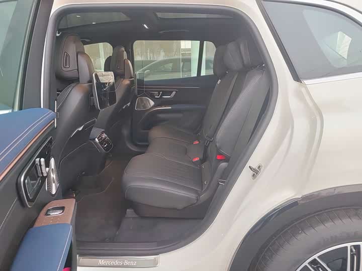 Фото 7 - Mercedes-Benz EQS SUV