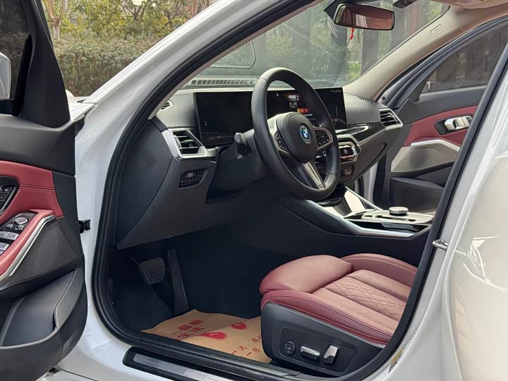 Фото 4 - BMW i3