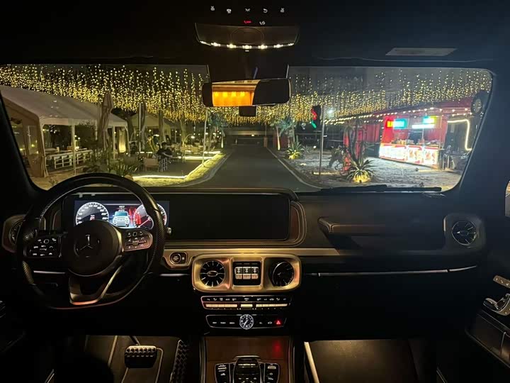 Фото 7 - Mercedes-Benz G-Class