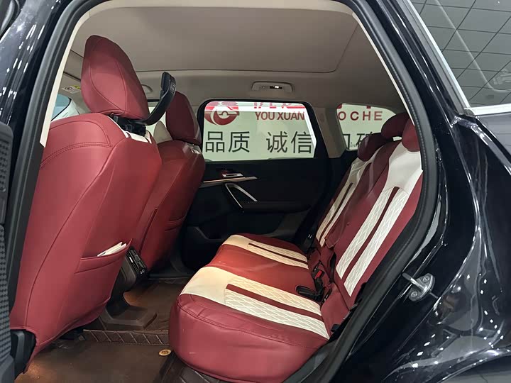 Фото 5 - BMW iX1