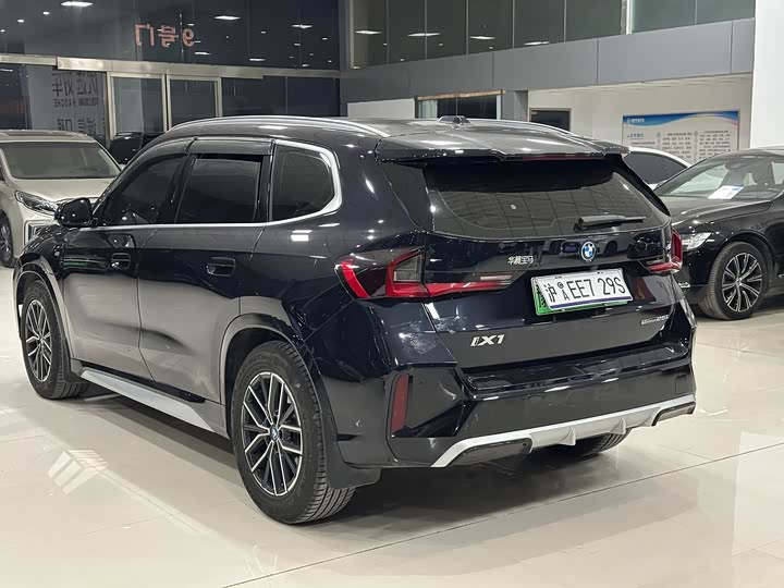 Фото 7 - BMW iX1