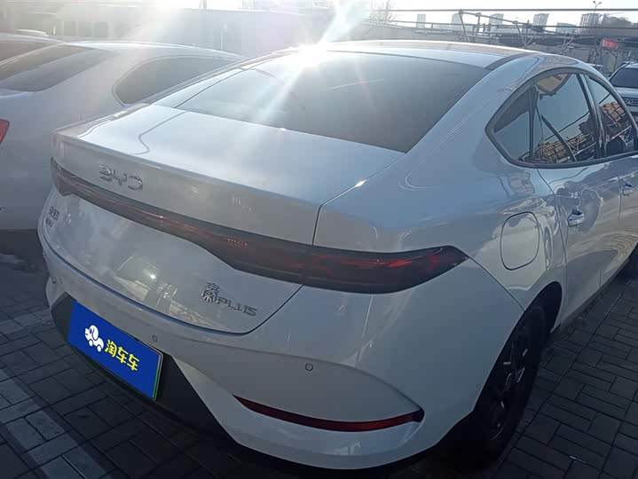 Фото 3 - BYD Qin Plus