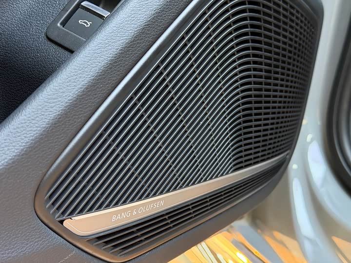 Фото 7 - Audi RS 4