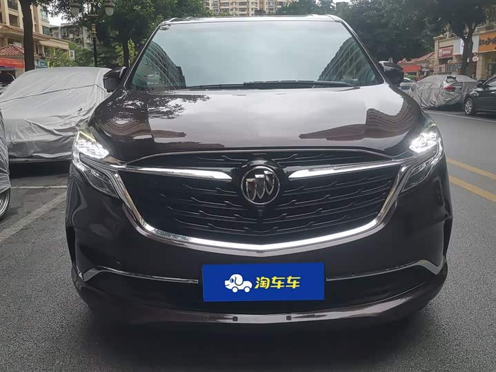 Фото 2 - Buick GL8 ES