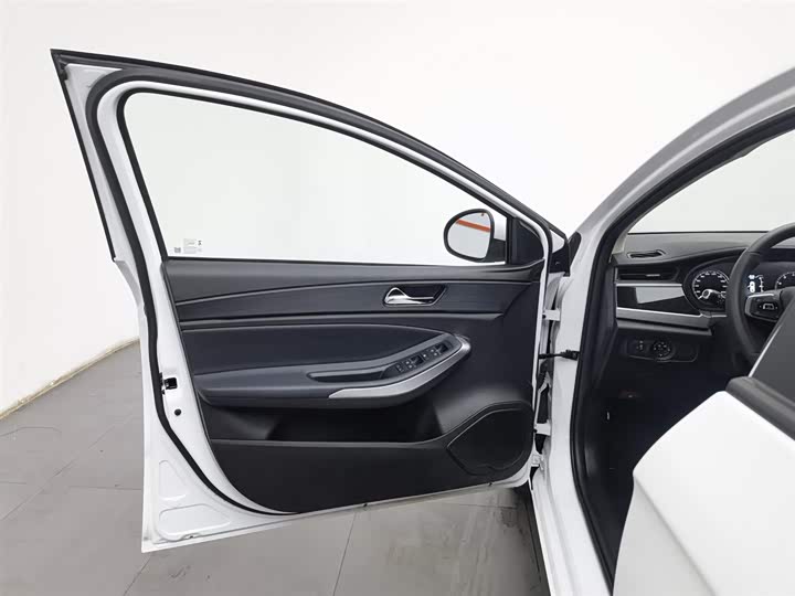 Фото 8 - Chery Arrizo 5