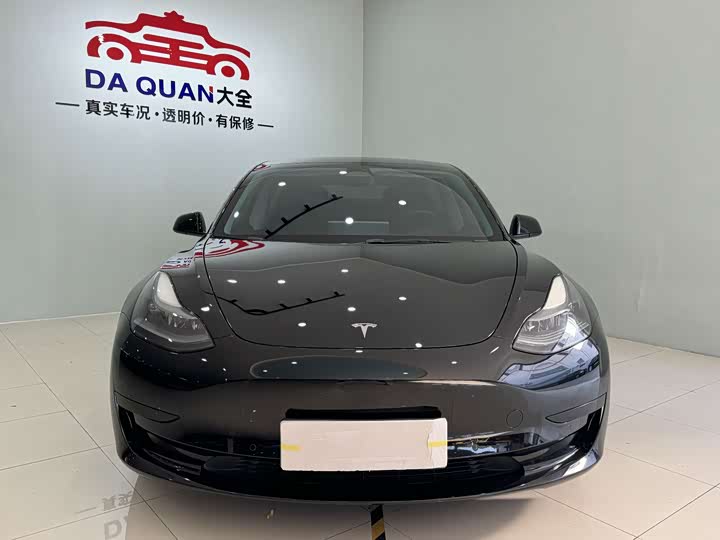 Фото 2 - Tesla Model 3